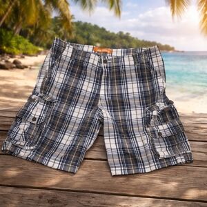 Lee Men's Navy and White Plaid Cargo Shorts